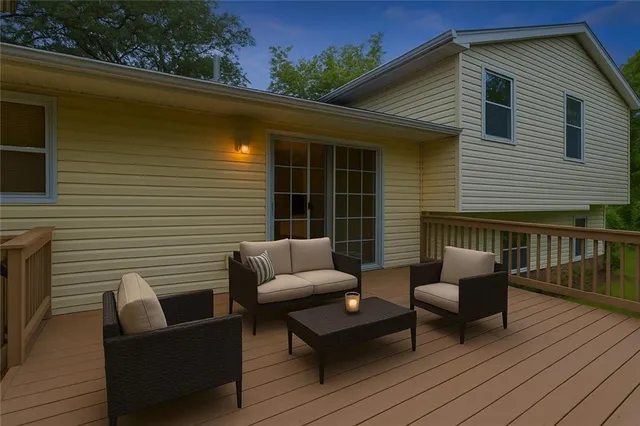 $345,000 | 2432 West Hardies Road, Gibsonia, PA 15044