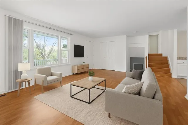 $345,000 | 2432 West Hardies Road, Gibsonia, PA 15044