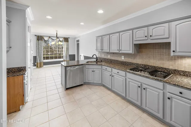 $819,000 | 190 Vineyard Cove Drive, Loudon, TN 37774