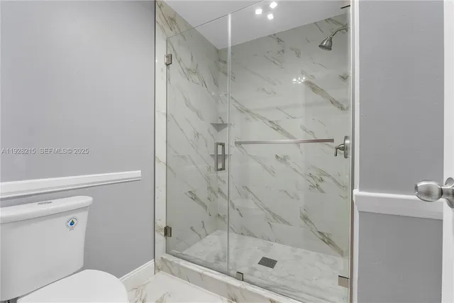 $3,000 | 5850 Northwest 57th Avenue, Unit 1, Tamarac, FL 33319