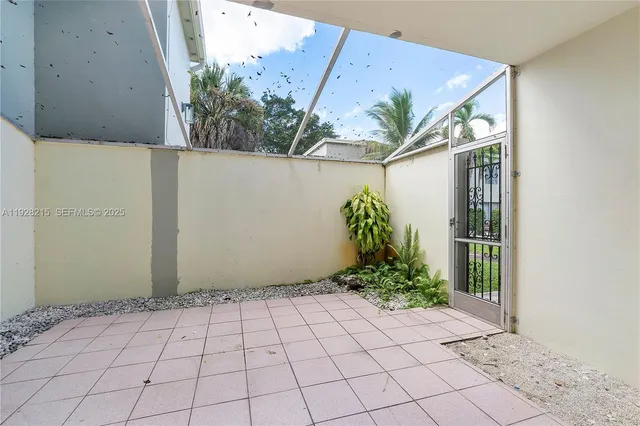 $3,000 | 5850 Northwest 57th Avenue, Unit 1, Tamarac, FL 33319