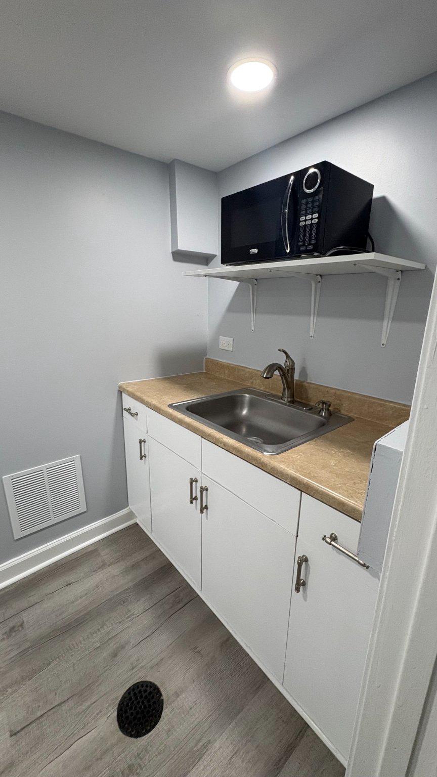 8001 Good Luck Road Lanham, MD 20706 - Photo 3 of 11 Kitchen sink