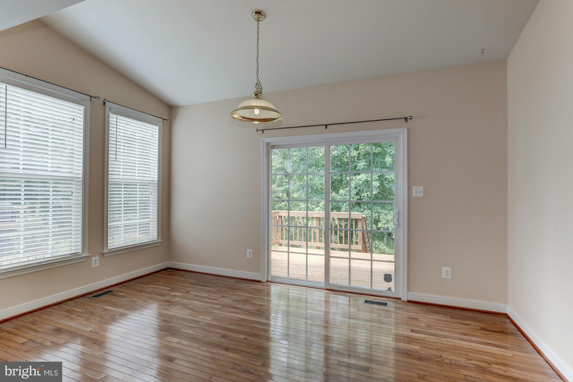 8404 Telegraph Road Lorton, VA 22079 - Photo 14 of 30 Eat In Area