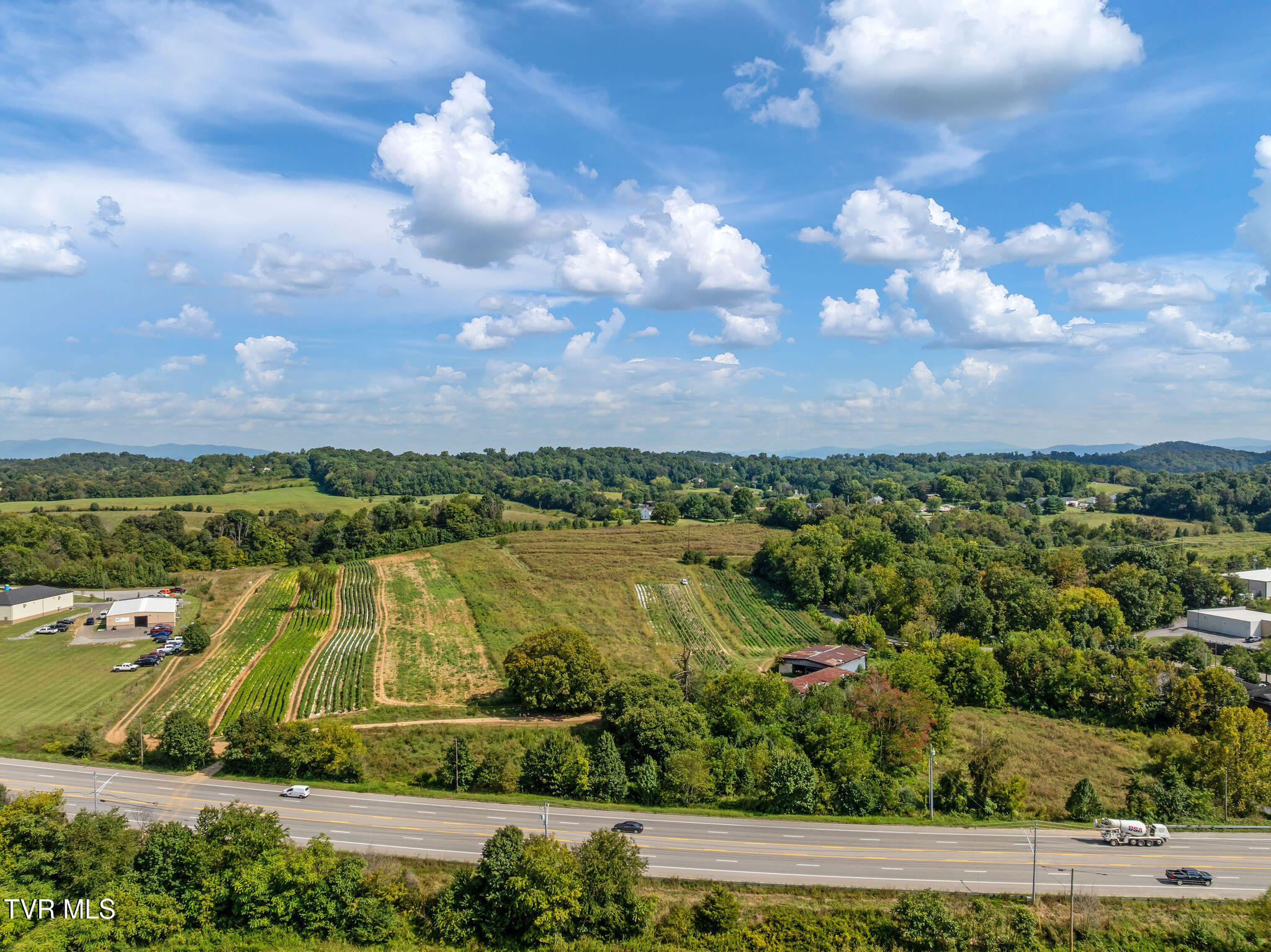 370 Roy Martin Road Johnson City, TN 37615 - Photo 12 of 25 DJI_0158