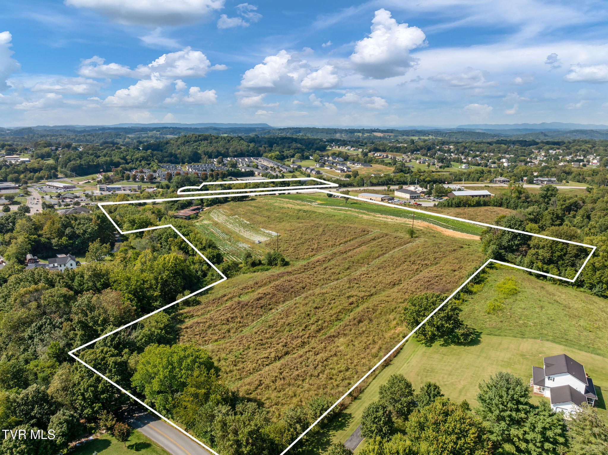 370 Roy Martin Road Johnson City, TN 37615 - Photo 3 of 25 DJI_0138-Copy(2)