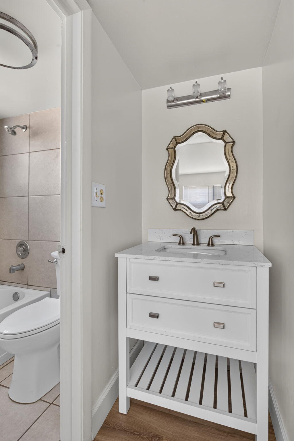 2141 Northeast 42nd Street, Unit 101 Lighthouse Point, FL 33064 - Photo 14 of 17 18-web-or-mls-2141-1046