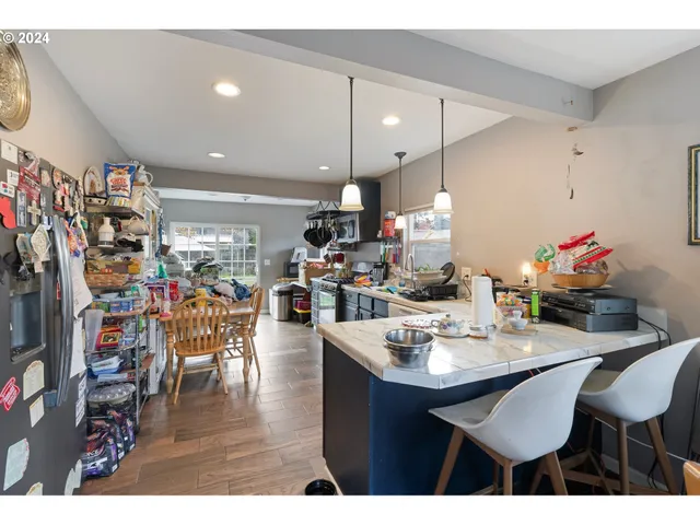 $929,900 | 7010 Southeast Lamphier Street, Unit 13, Milwaukie, OR 97222