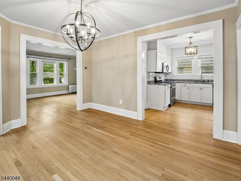 485 Valley Road, Unit 2 Montclair, NJ 07043 - Photo 6 of 32