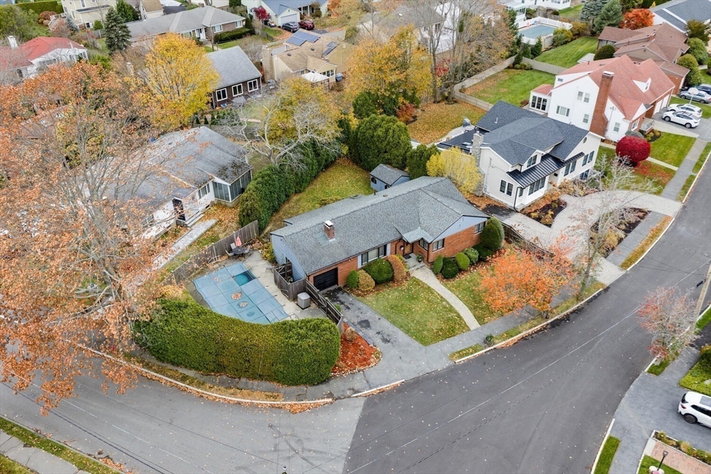 35 Alden Road Swampscott, MA 01907 - Photo 2 of 39