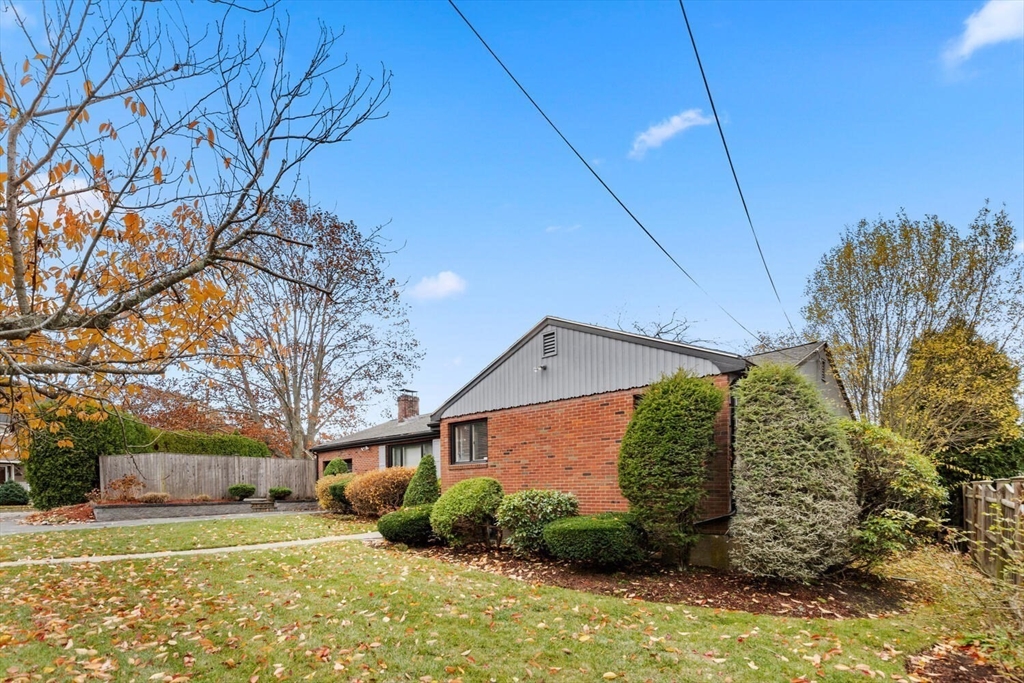 35 Alden Road Swampscott, MA 01907 - Photo 36 of 39