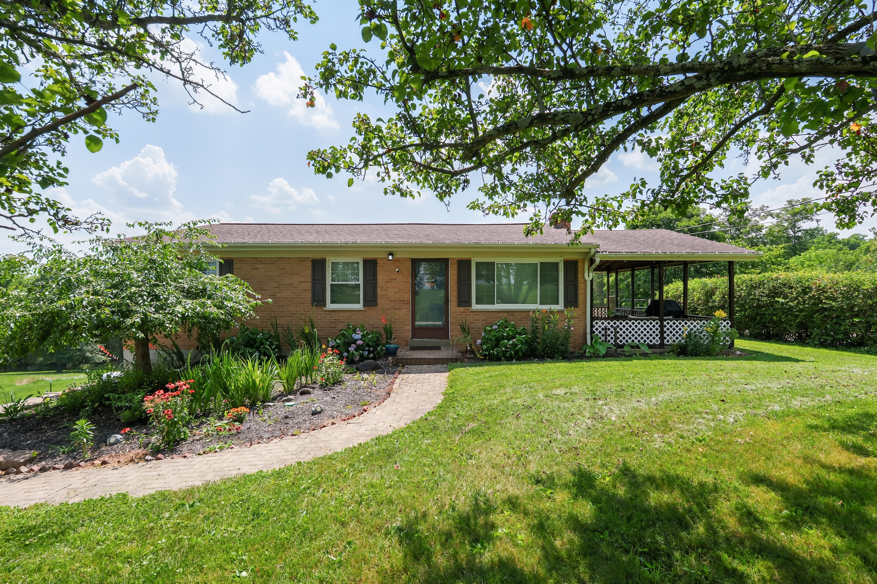 10736 Phillips Road Alexandria, KY 41001 - Photo 2 of 30 Gallery Image 2