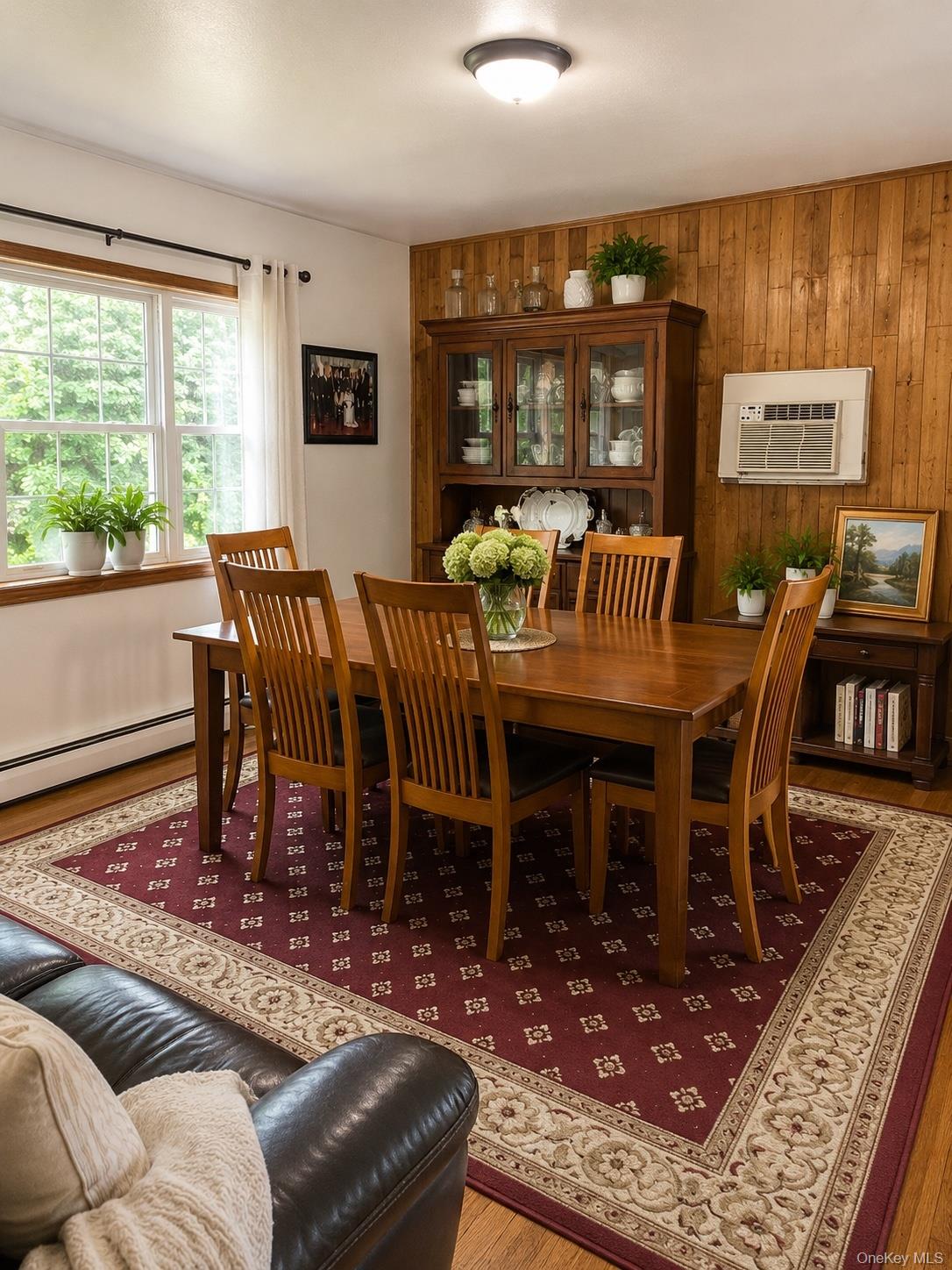 27 Pine Road Amityville, NY 11701 - Photo 5 of 15