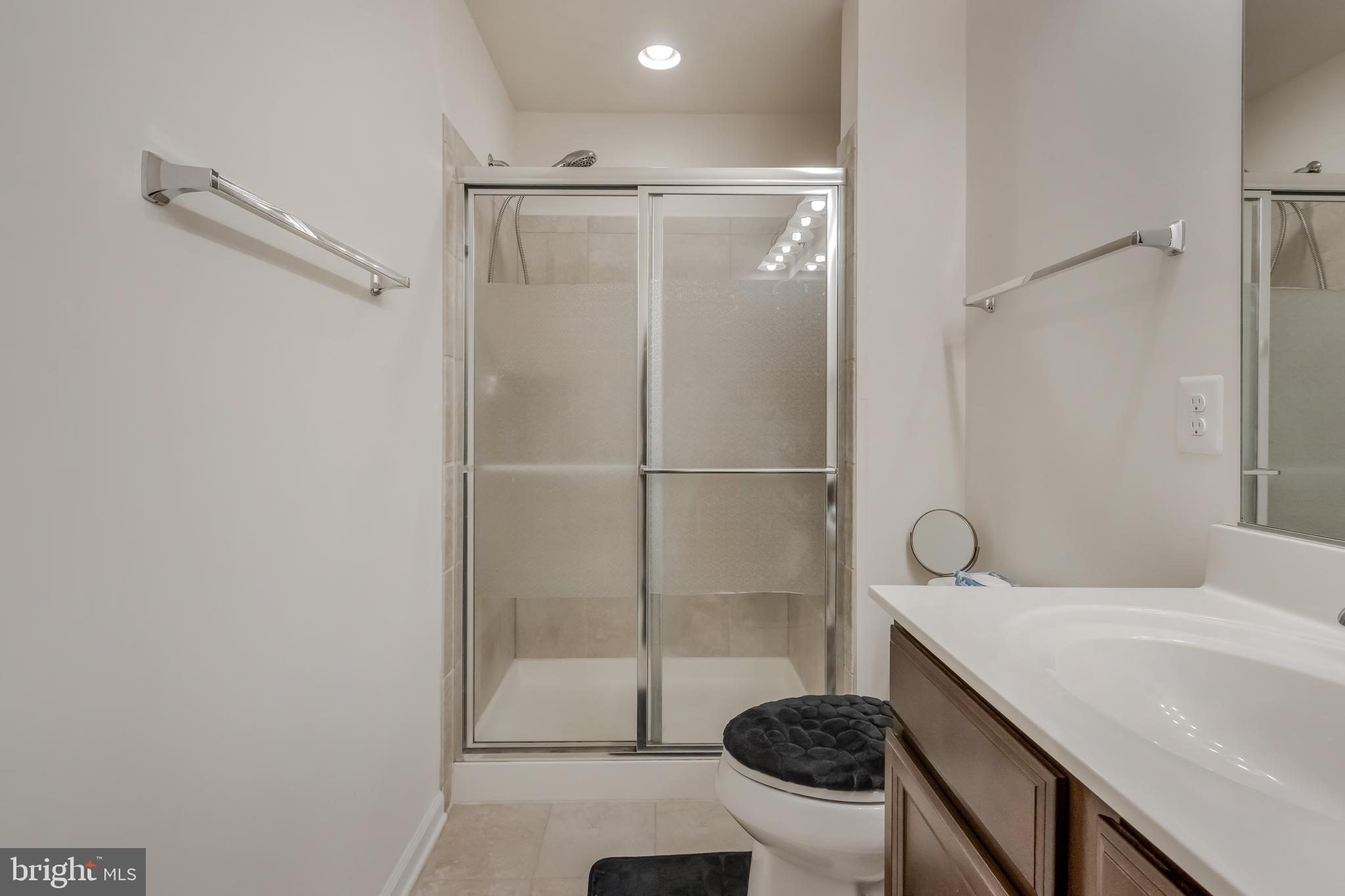 2710 Pinebrook Road Hyattsville, MD 20785 - Photo 21 of 32 Gallery Image 21