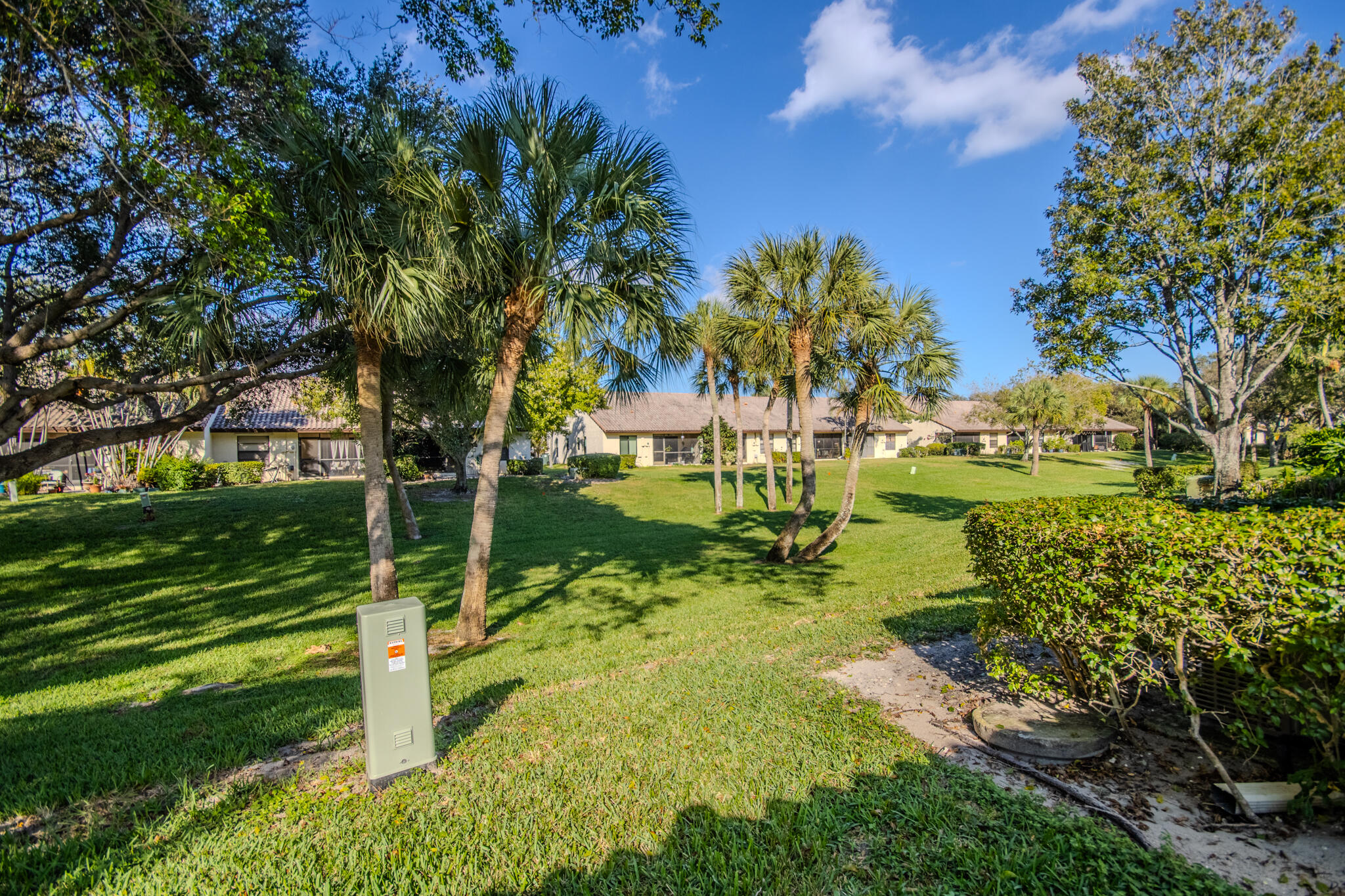 427 Cottonwood Place Boca Raton, FL 33431 - Photo 18 of 30 a view of a park