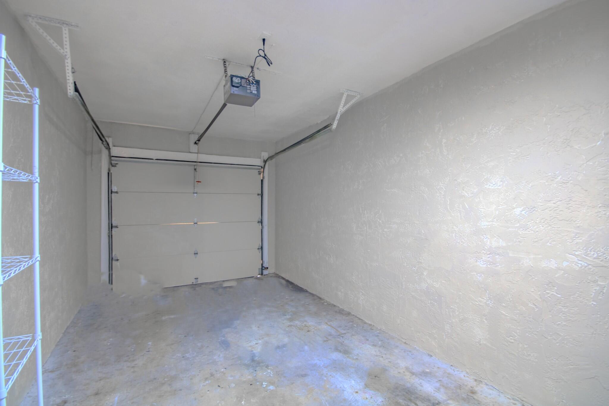 427 Cottonwood Place Boca Raton, FL 33431 - Photo 23 of 30 a view of room