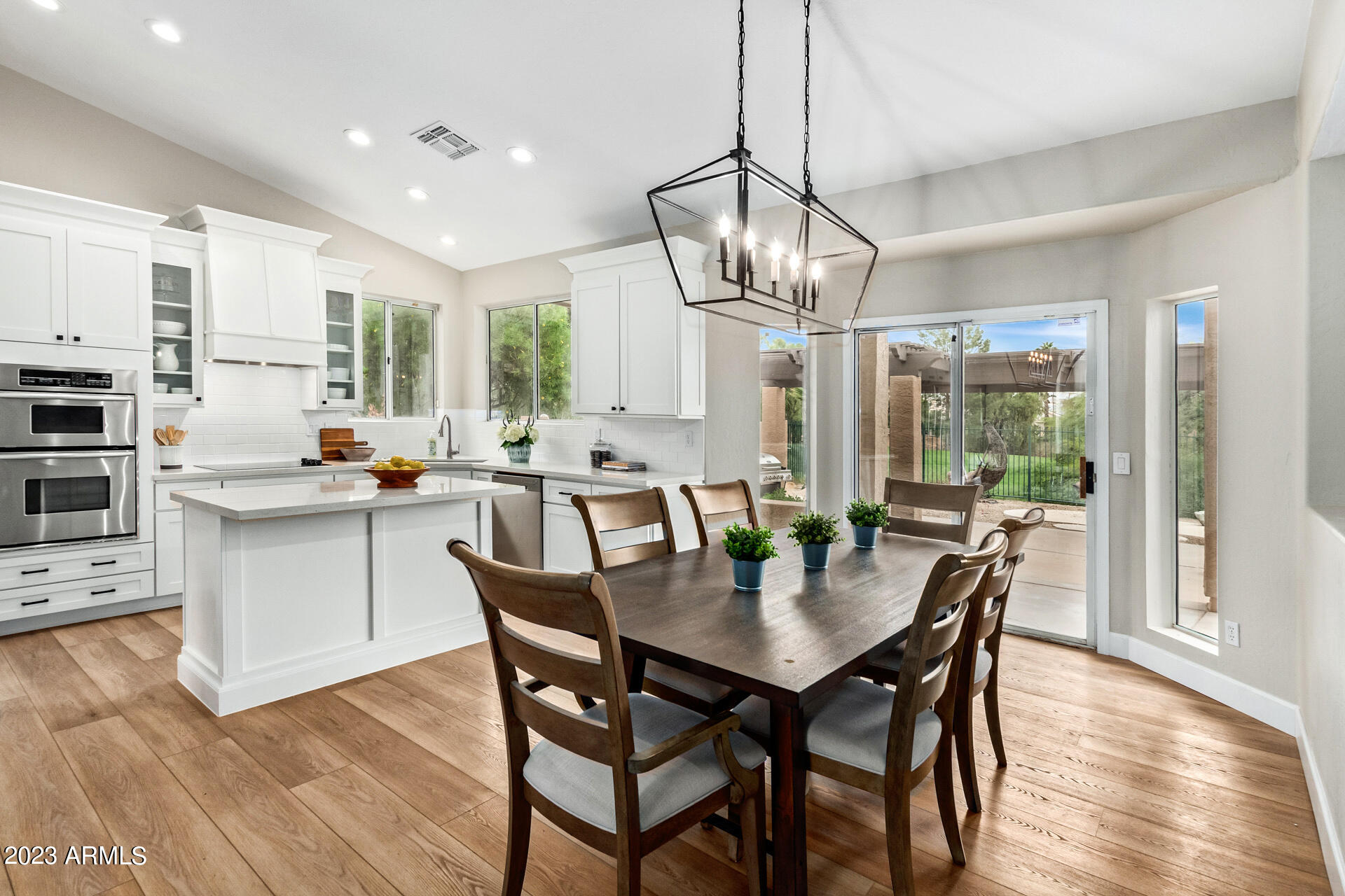 1806 West Redfield Road Gilbert, AZ 85233 - Photo 5 of 34 13-Redfield