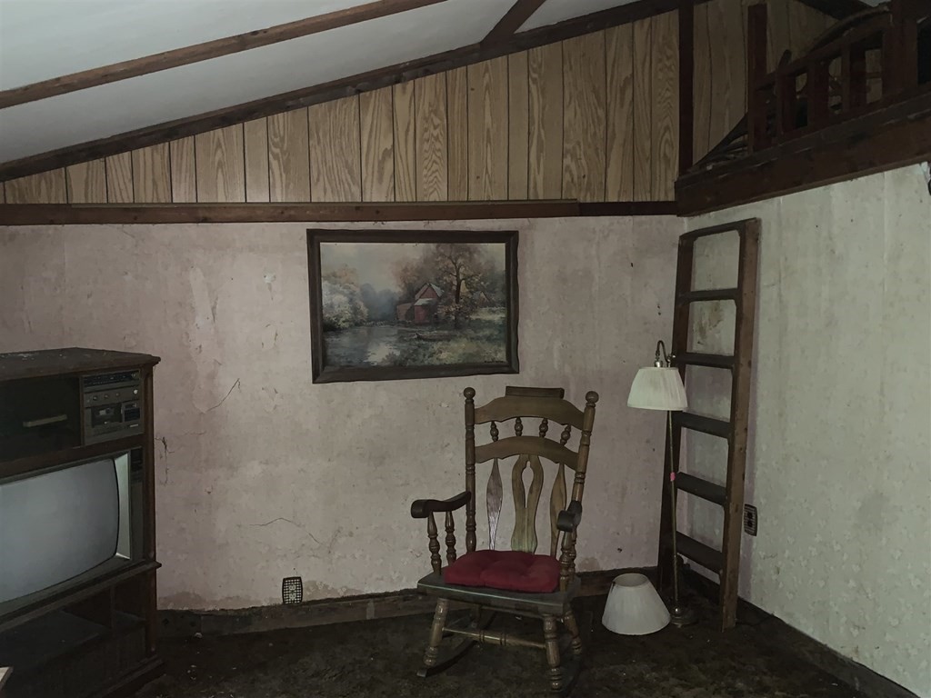 77 Dudley Road Oxford, MA 01540 - Photo 29 of 35 Gallery Image 29