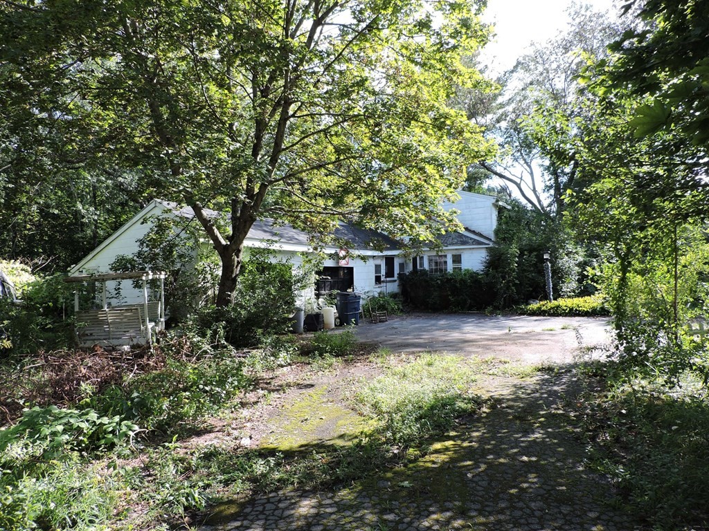 77 Dudley Road Oxford, MA 01540 - Photo 3 of 35 Gallery Image 3