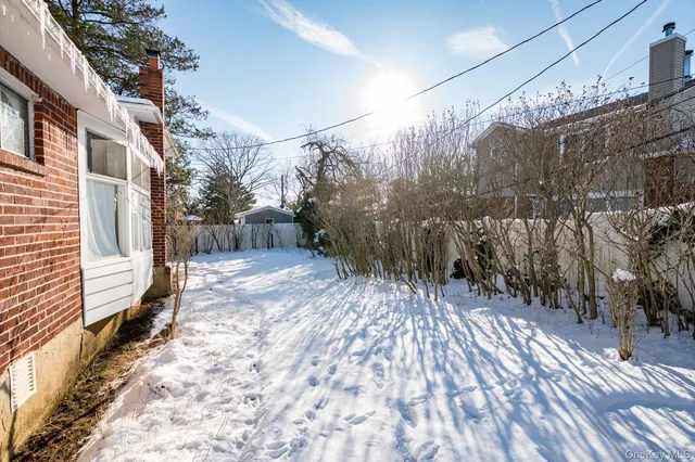 $680,000 | 9 Walnut Place, Massapequa, NY 11758