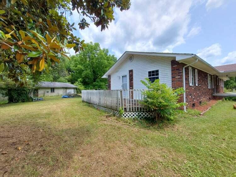 7901 Munsey Road Corryton, TN 37721 - Photo 3 of 43 4