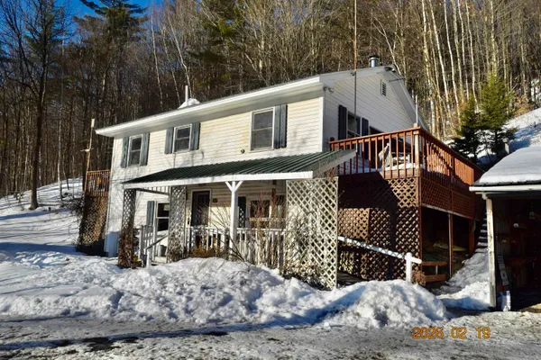 $280,000 | 806 Highway 15, Johnson, VT 05656