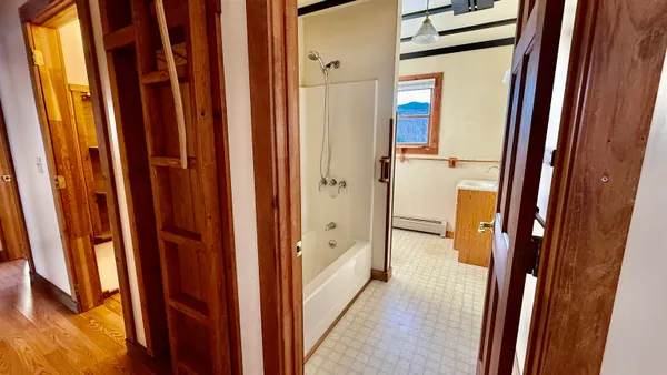 $275,000 | 806 Highway 15, Johnson, VT 05656