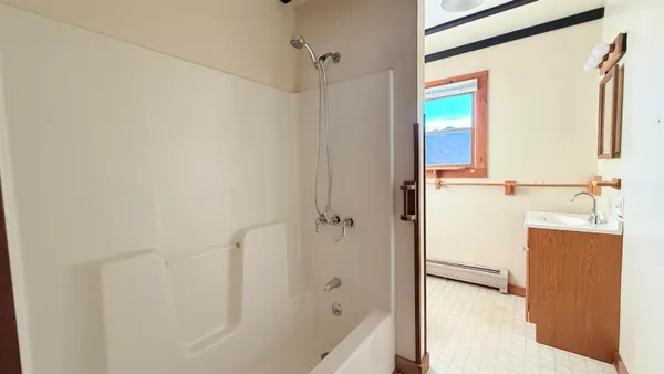 $280,000 | 806 Highway 15, Johnson, VT 05656