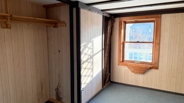 $275,000 | 806 Highway 15, Johnson, VT 05656