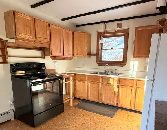 $280,000 | 806 Highway 15, Johnson, VT 05656