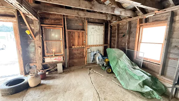 $280,000 | 806 Highway 15, Johnson, VT 05656