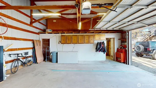 $547,499 | 79 Duck Lake Road, Omak, WA 98841