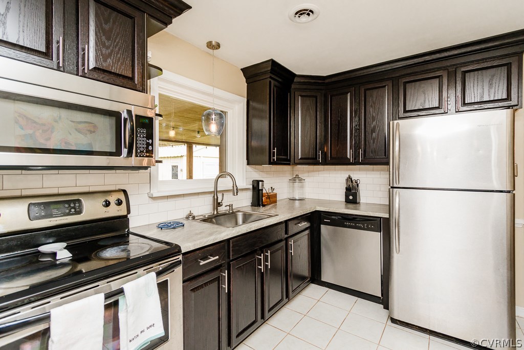 8550 Sutherland Road Chesterfield, VA 23236 - Photo 14 of 26 Gallery Image 14