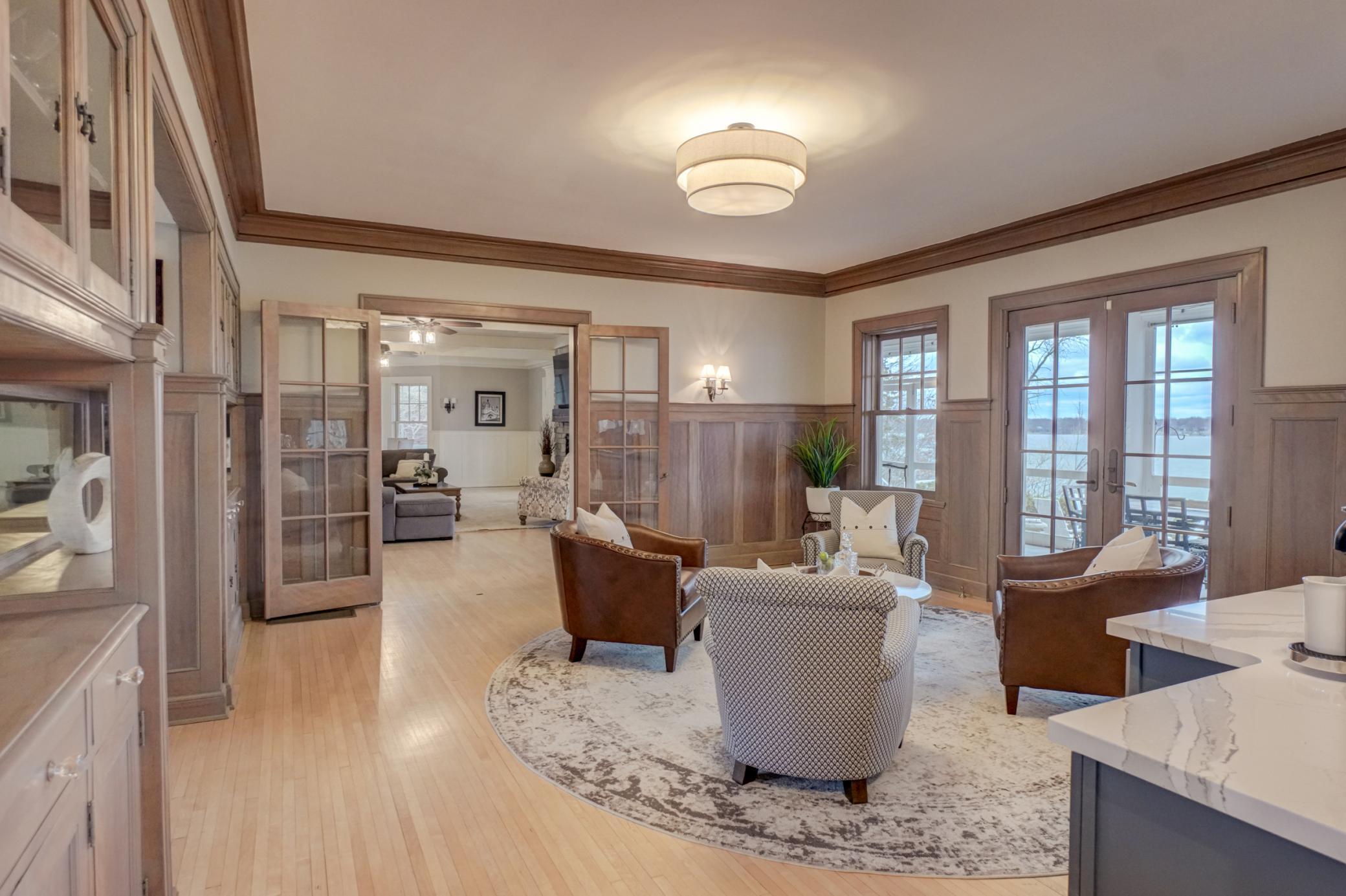 5375 Carlson Road Shoreview, MN 55126 - Photo 18 of 64