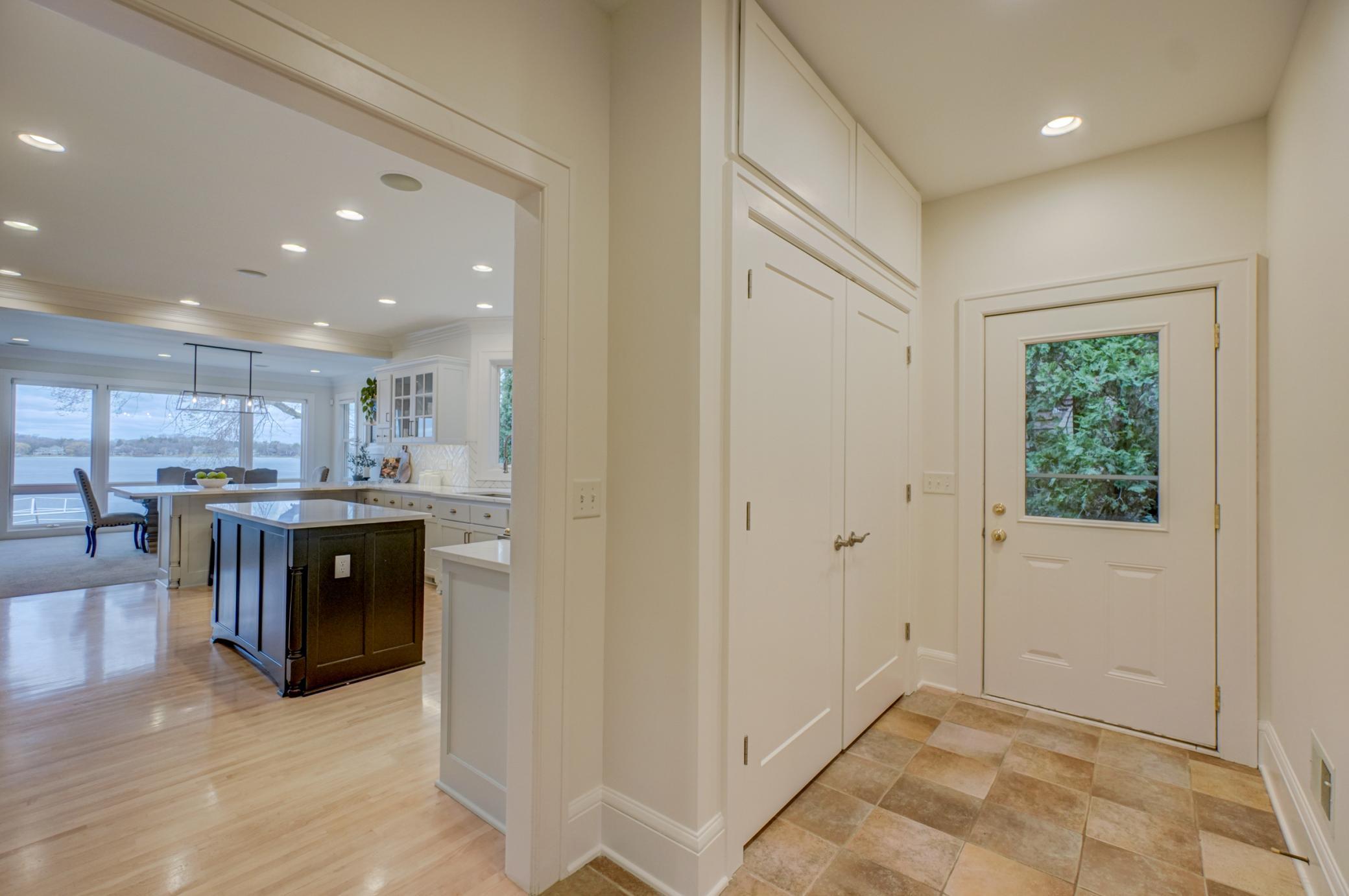 5375 Carlson Road Shoreview, MN 55126 - Photo 28 of 64