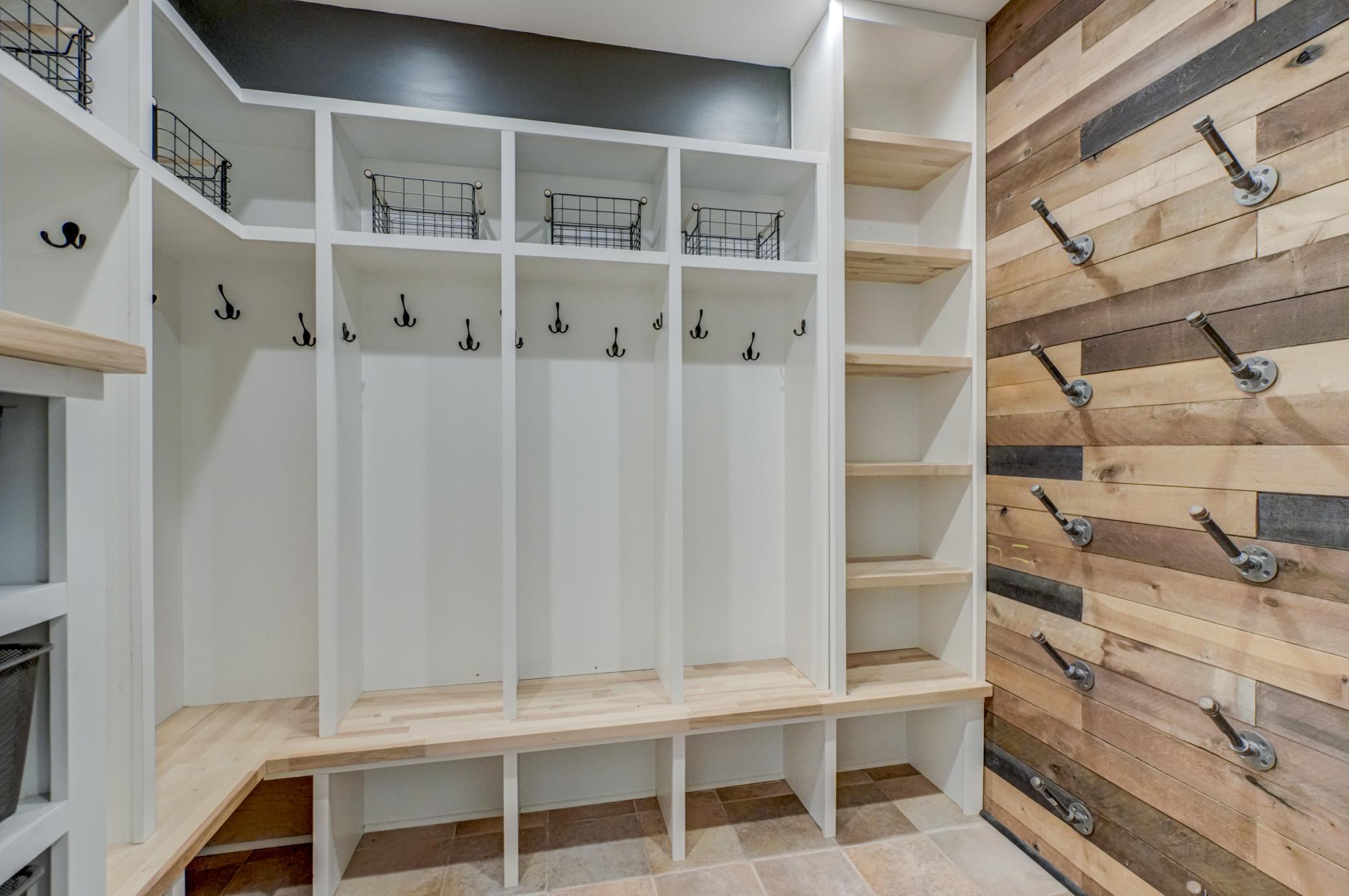 5375 Carlson Road Shoreview, MN 55126 - Photo 30 of 64