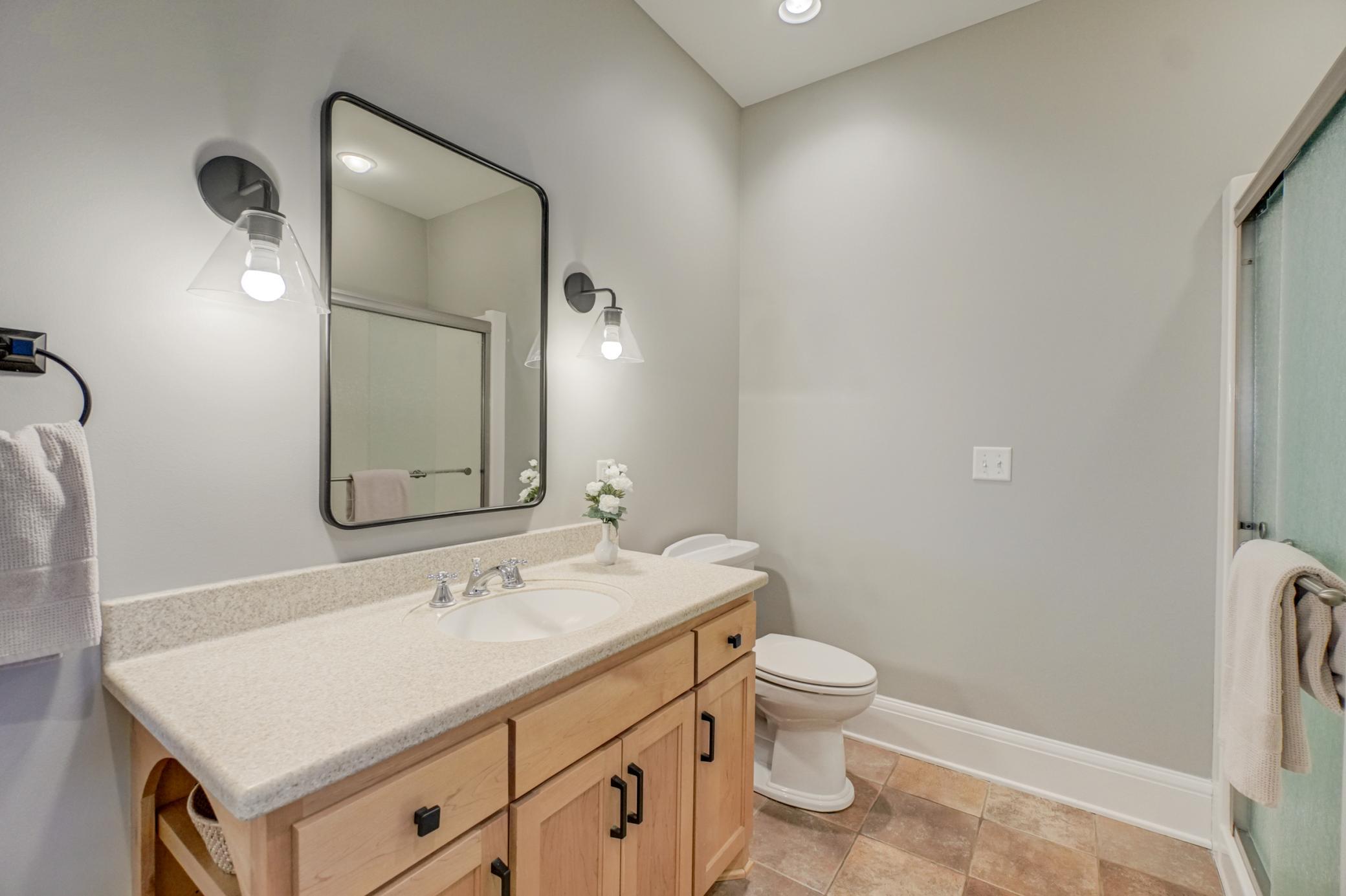 5375 Carlson Road Shoreview, MN 55126 - Photo 31 of 64