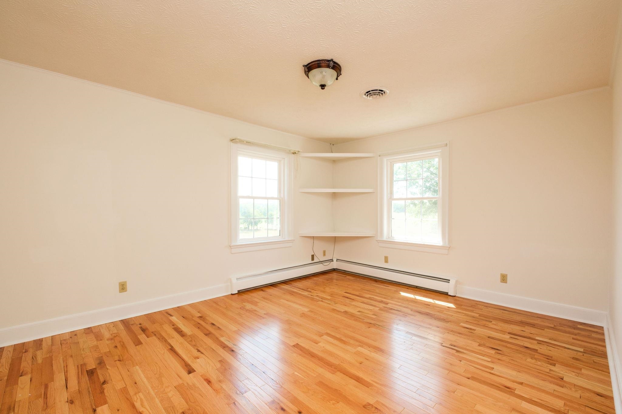 1370 Middlebrook Road Staunton, VA 24401 - Photo 23 of 58