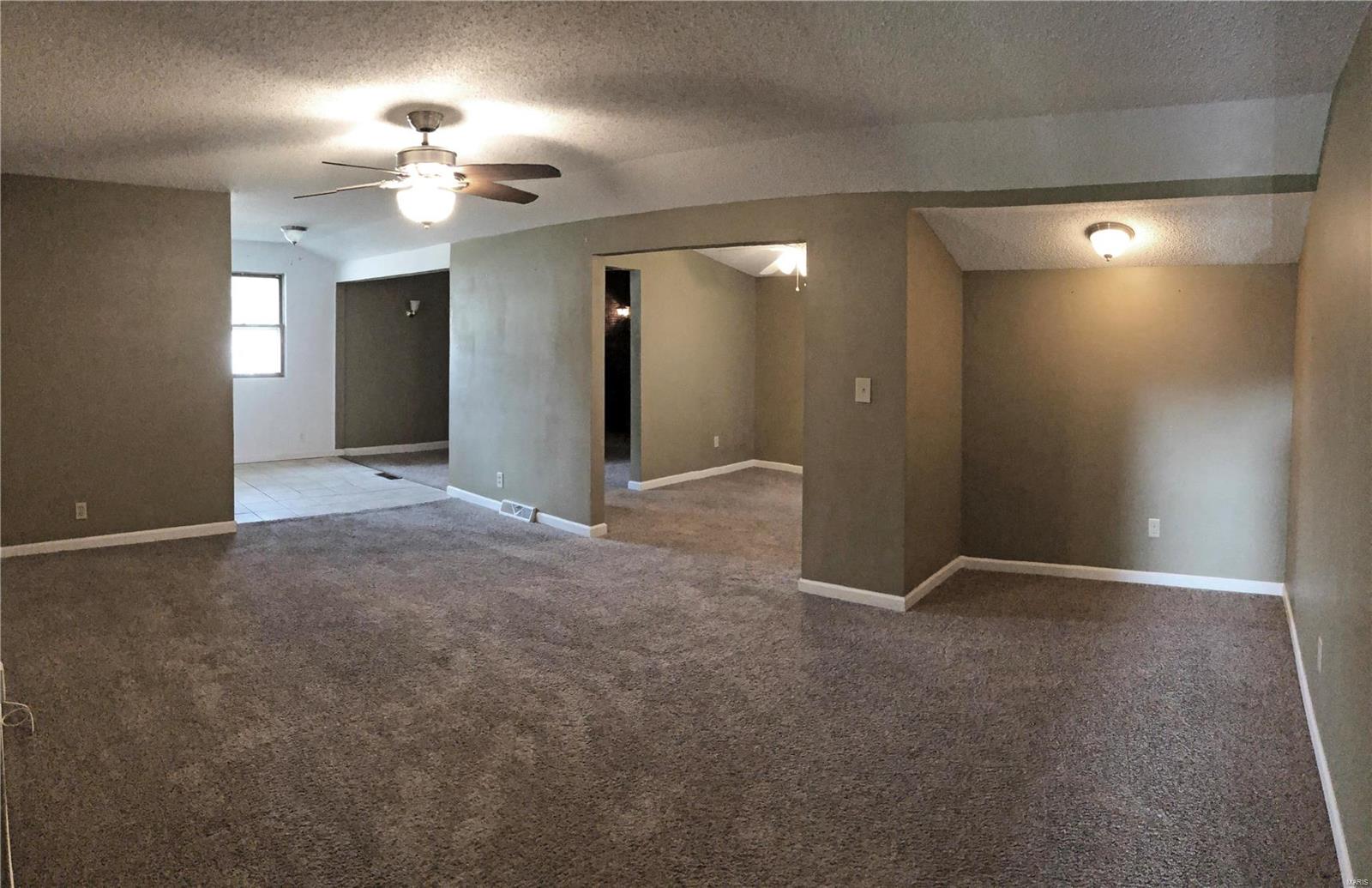 907 Dale Avenue O'Fallon, IL 62269 - Photo 8 of 15