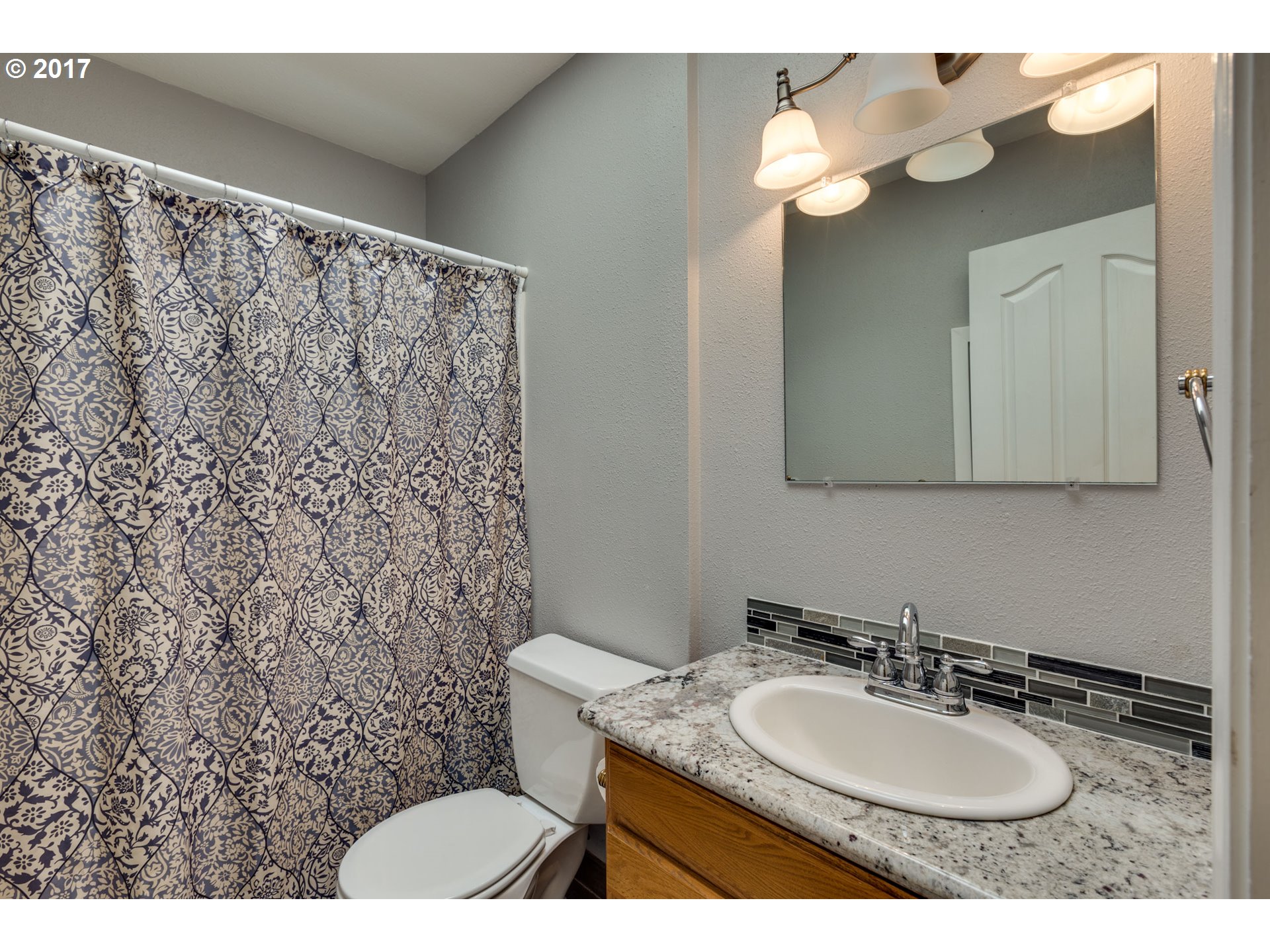 27250 Southeast Suttle Road Eagle Creek, OR 97022 - Photo 14 of 32 Gallery Image 14