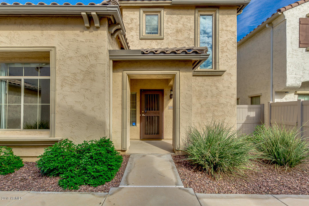 1918 West Davis Road Phoenix, AZ 85023 - Photo 1 of 19 photo_01