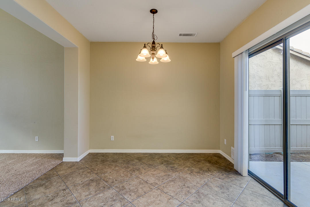 1918 West Davis Road Phoenix, AZ 85023 - Photo 7 of 19 photo_07