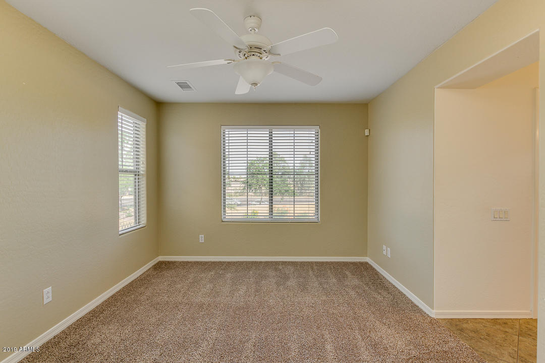 1918 West Davis Road Phoenix, AZ 85023 - Photo 10 of 19 photo_10