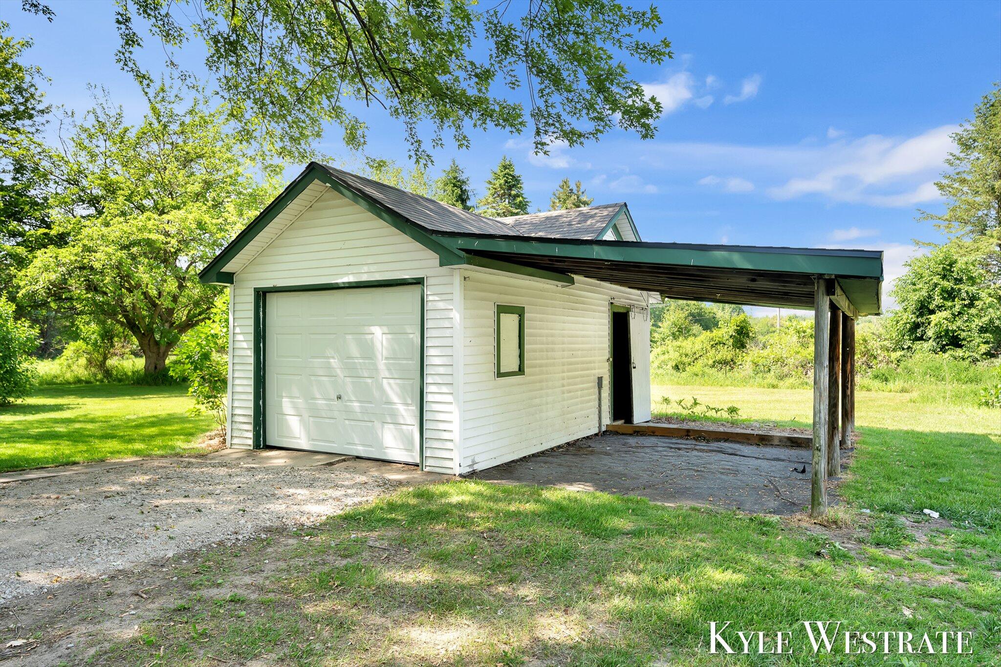 10019 10 Mile Road Northeast Rockford, MI 49341 - Photo 29 of 32 30-ELY07182