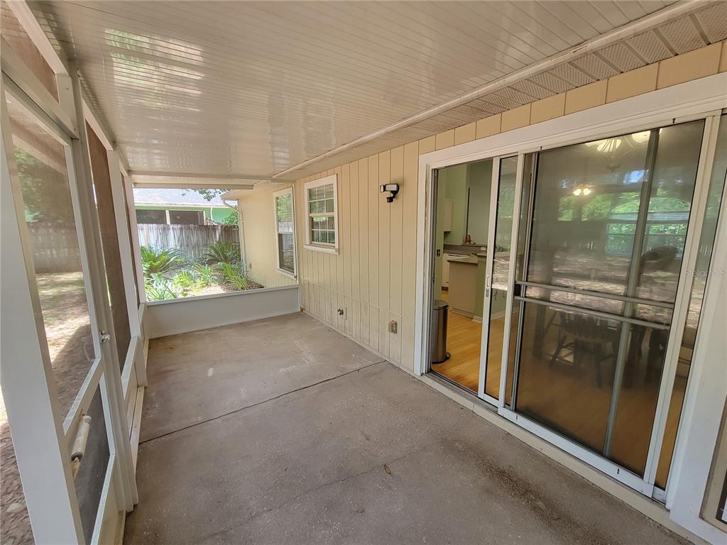 2070 Southwest 42nd Lane Gainesville, FL 32608 - Photo 18 of 21