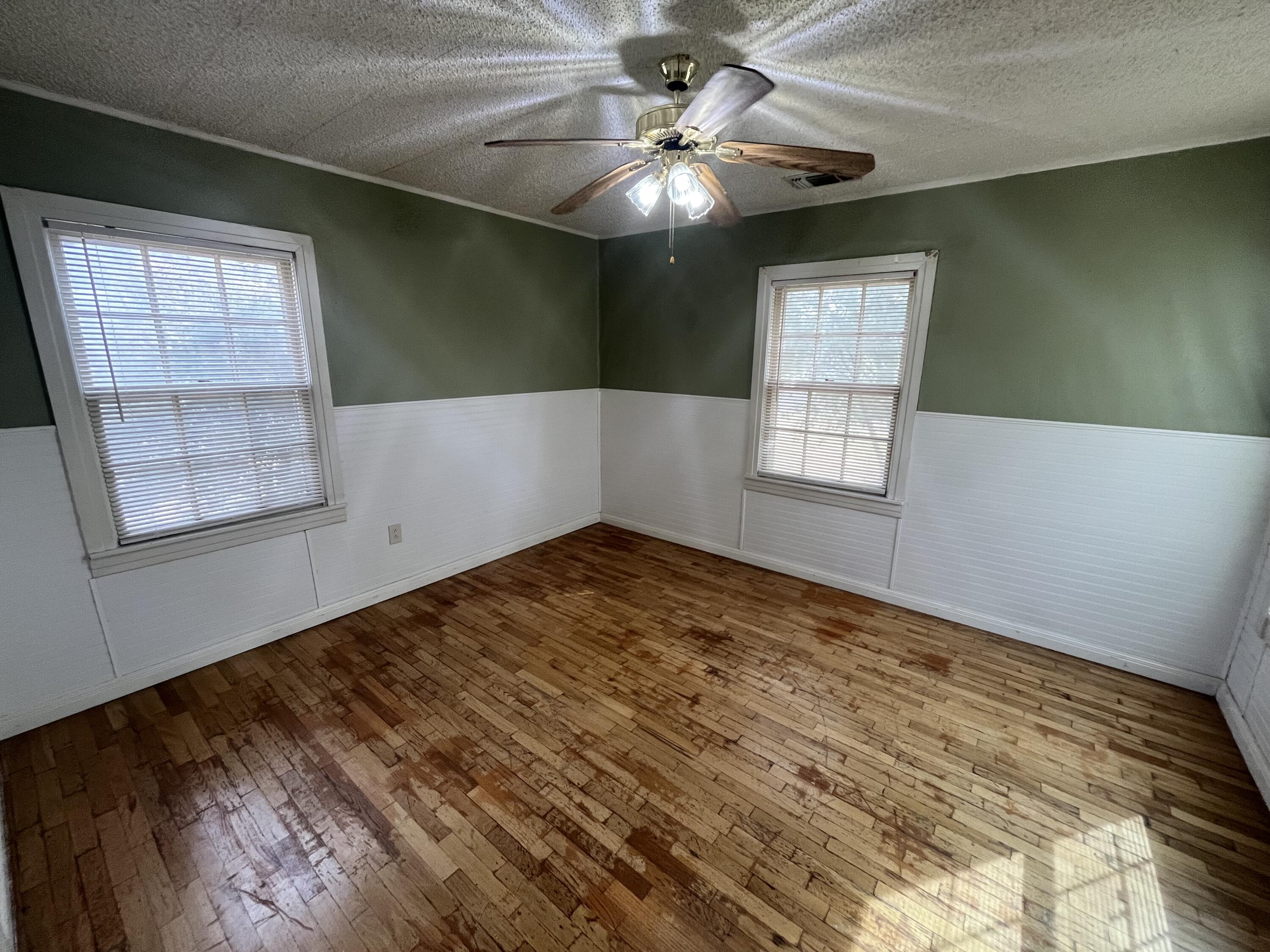 2602 28th Street Lubbock, TX 79410 - Photo 5 of 8 a view of empty room with window
