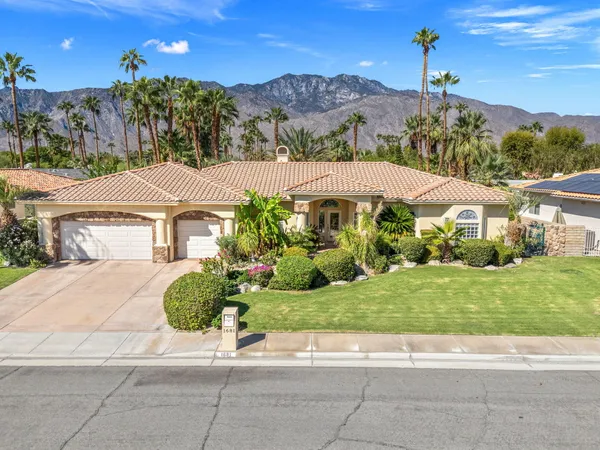 $1,350,000 | 1681 Ponderosa Way, Palm Springs, CA 92264