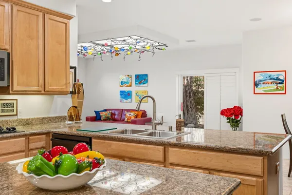$1,350,000 | 1681 Ponderosa Way, Palm Springs, CA 92264