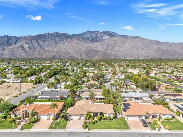 $1,350,000 | 1681 Ponderosa Way, Palm Springs, CA 92264