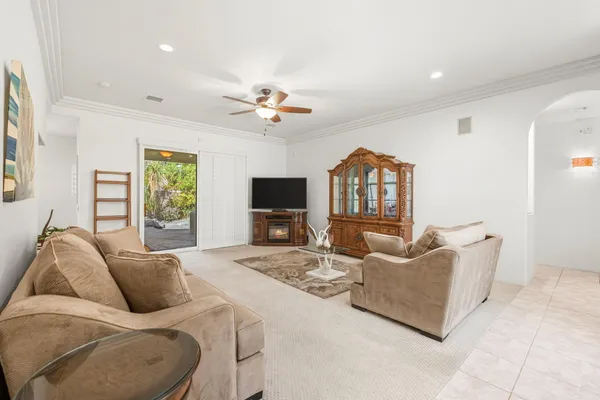 $1,350,000 | 1681 Ponderosa Way, Palm Springs, CA 92264