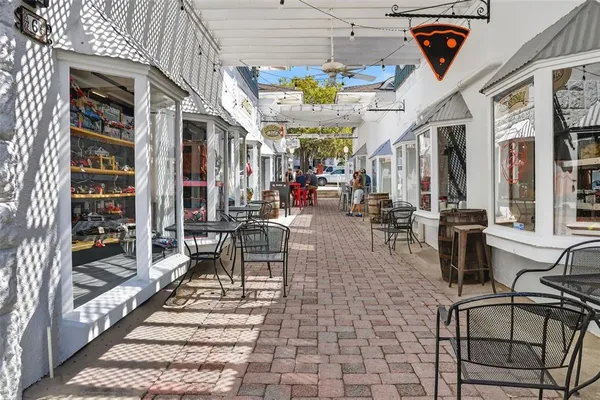 $439,999 | 1120 Gardner Street, Mount Dora, FL 32757